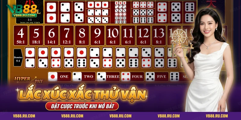 Bàn Sicbo đỏ vàng có hàng tổng điểm lúc chọn cược tài xỉu
